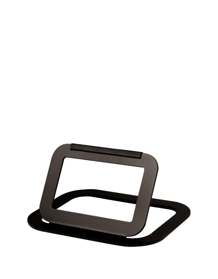 DUETTO SUPERBLACK-frizerska-radna-mjesta-SP OPREMA